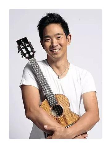 男神是怎样炼成的？ | Jake Shimabukuro纪录片《Life On Four Strings》