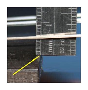 小提琴琴弦距离指板