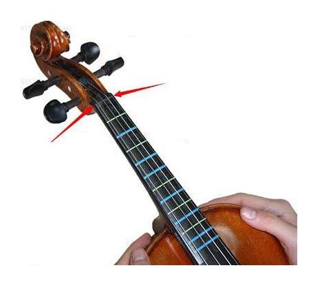 小提琴把位的粘贴方法