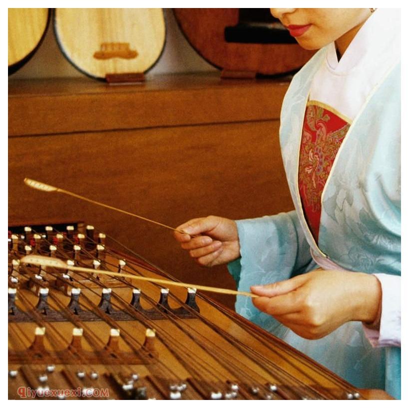 扬琴的七类演奏技巧和表现手法
