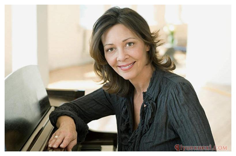 你知道弹琴有多难吗?“要不你来试试”