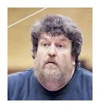 奥利佛‧克努森(英语:Oliver Knussen)简介