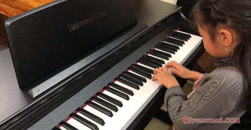 儿童电钢琴教育从入门抓起